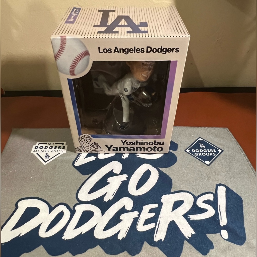 Los Angeles Dodgers Bobble Head Yoshinobu Yamamoto